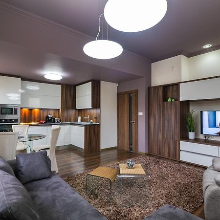 Cosy Luxury Flat In The Centrum- 90Sqm - 3 Rooms. Varna Exterior photo