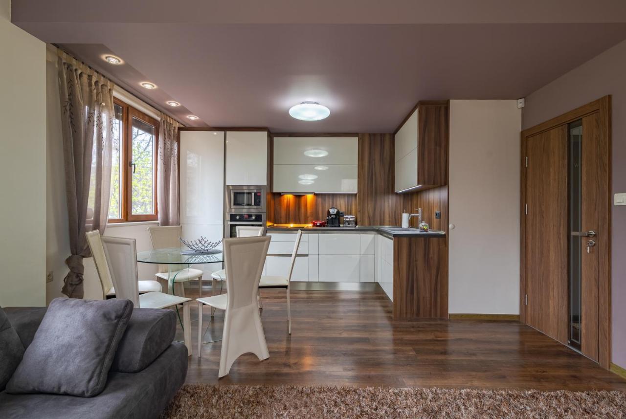 Cosy Luxury Flat In The Centrum- 90Sqm - 3 Rooms. Varna Exterior photo