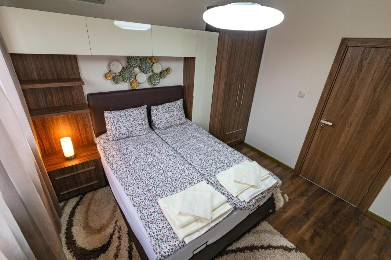Cosy Luxury Flat In The Centrum- 90Sqm - 3 Rooms. Varna Exterior photo