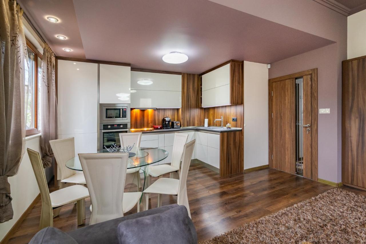 Cosy Luxury Flat In The Centrum- 90Sqm - 3 Rooms. Varna Exterior photo